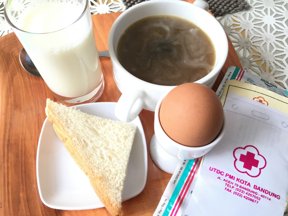 Mencoba kembali setelah dua minggu yang lalu di tolak karena hb nya tinggi